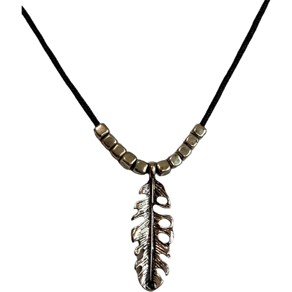 BOHO Style Leaf Choker Necklace - Picture 3 of 4
